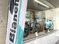 BikeBrix Sagl - Bici Bianchi - Meccanica e riparazione biciclette - cliccare per ingrandire l’immagine 4 in una lightbox