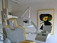 Zahnarztpraxis Organ - Klicken Sie, um das Bild 2 in einer Lightbox vergrössert darzustellen