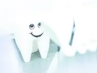 Zahnarztpraxis Ullmann - Klicken Sie, um das Bild 1 in einer Lightbox vergrössert darzustellen