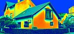 Gebäudeanalyse mit Wärmebildkamera und BlowerDoor-Test