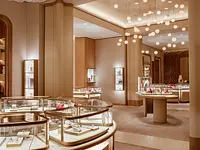 CARTIER BOUTIQUE – click to enlarge the image 1 in a lightbox