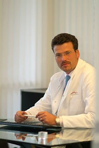 Dr. med. Fallscheer Philipp