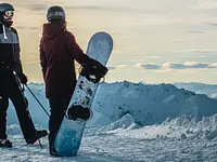 INTERSPORT AROSA / Luzi Sport / Skiverleih / Snowboardverleih / Skidepot – click to enlarge the image 1 in a lightbox