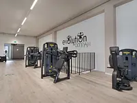 Evolution-fit Fitnesscenter – Cliquez pour agrandir l’image 1 dans une Lightbox