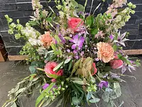 Bijou Floral Sonja Heider – Cliquez pour agrandir l’image 2 dans une Lightbox