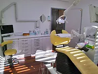 Centre du sourire - Dental Smile Solutions Sàrl - Klicken Sie, um das Bild 5 in einer Lightbox vergrössert darzustellen