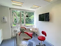 Zahnarztpraxis Dr. Abb GmbH - Klicken Sie, um das Bild 2 in einer Lightbox vergrössert darzustellen