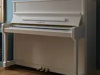 Pianos Kneifel – Cliquez pour agrandir l’image 2 dans une Lightbox
