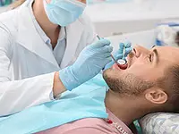Zahnarztpraxis im Seefeld, Dr. Hans-Jörg, Becker M.Sc. - Klicken Sie, um das Bild 5 in einer Lightbox vergrössert darzustellen