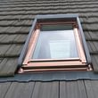 VELUX Dachflächenfenster mit Aussenrollladen