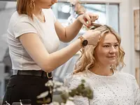 Hairseason GmbH - Klicken Sie, um das Bild 8 in einer Lightbox vergrössert darzustellen