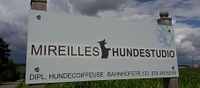 Mireille's Hundestudio-Logo