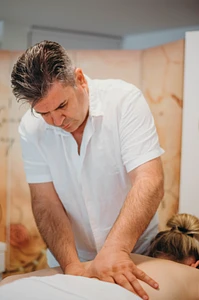 Massage Vladislav Karageorgi