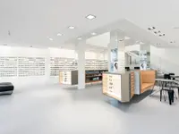 Burri Optik und Kontaktlinsen an der Uraniastrasse Zürich
