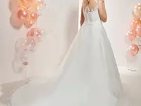 Russell's Elegance. Robe de rêve pour un jour inoubliable