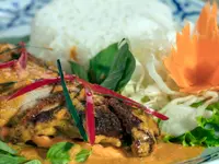 Oy Isan Thaï Food