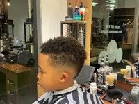 Meyrinos Salon Coiffure
