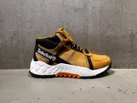 District 5 sneakerstore