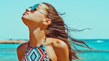 Sommer, Sonne Strand: Doch wie trocknet man Haare am besten ohne sie zu beschädigen?