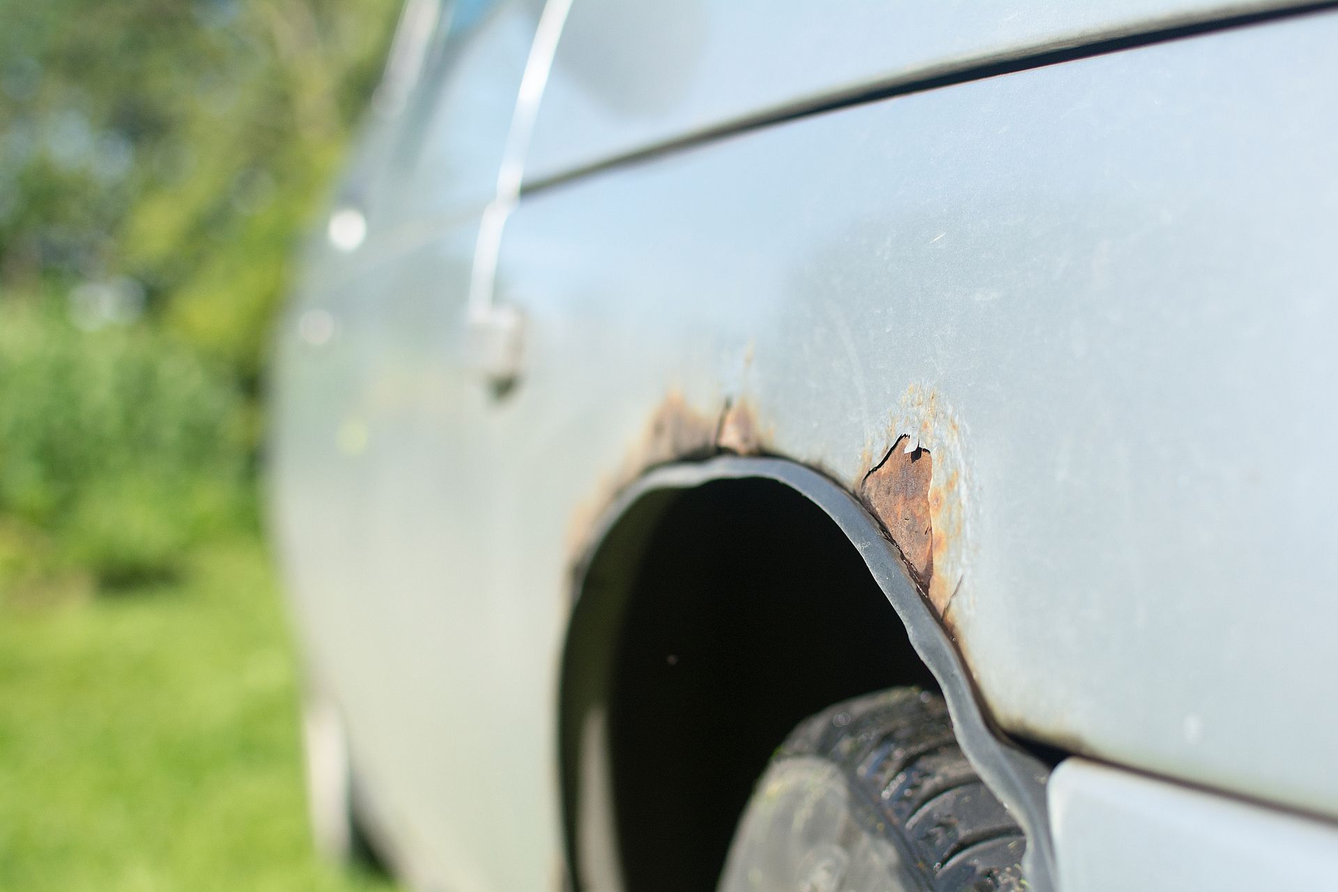 Rost entfernen am Auto