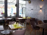Pizzeria & Café Dorfplatz AG
