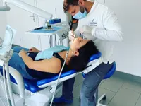 Clinica Dentaria Tre Valli Schulthess & Ottobrelli - Klicken Sie, um das Bild 14 in einer Lightbox vergrössert darzustellen