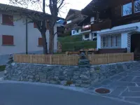 MONN KUNDENMAURER