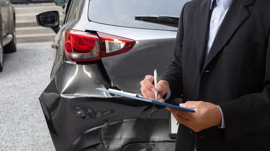 Versicherung & Rechtliches