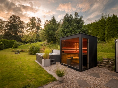 NERO Whirlpool Sauna Küchen - Klicken, um das Panorama Bild vergrössert darzustellen