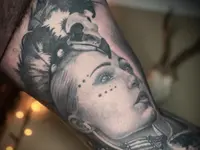 Nello Ink Tattoo GmbH - Klicken Sie, um das Bild 2 in einer Lightbox vergrössert darzustellen