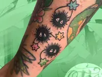 Raketenwacholder Tattoo und Piercing