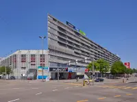 Shopping Center St. Jakob-Park – Cliquez pour agrandir l’image 3 dans une Lightbox