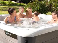 Whirlpool-Paradies Allschwil . Hewoo AG