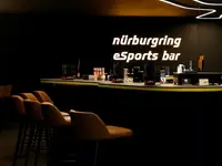 Nürburgring eSports Bar - Klicken Sie, um das Bild 4 in einer Lightbox vergrössert darzustellen