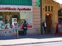 Schifflände Apotheke - Klicken Sie, um das Bild 1 in einer Lightbox vergrössert darzustellen