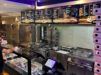 Restaurant & Take Away Lindentreff