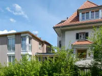 Meyer H. Zimmerei + Chaletbau AG