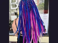 Be Different Hairstyle & Make-up