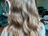 IUBA HAIRSTYLE