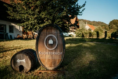 Willkommen auf dem Weingut Klosterhof