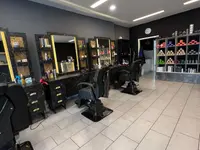 Kamal Coiffeur - Klicken Sie, um das Bild 4 in einer Lightbox vergrössert darzustellen