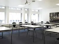 WISS Schulen für Wirtschaft Informatik Immobilien - Klicken Sie, um das Bild 6 in einer Lightbox vergrössert darzustellen