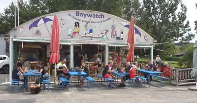 BAYWATCH Summer Terrace