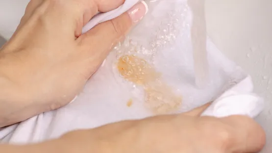 Tomatenflecken entfernen