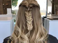 Ineichen Coiffure Biosthetique - Klicken Sie, um das Bild 12 in einer Lightbox vergrössert darzustellen