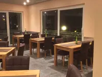 Café Restaurant St-Laurent