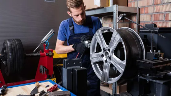 Was ist ET beim Auto?