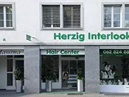 The Hair Center - Klicken Sie, um das Bild 1 in einer Lightbox vergrössert darzustellen