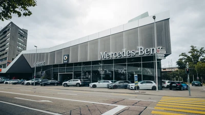 Mercedes Garage / Kestenholz Automobil AG / Basel