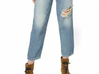 R-b EXCLUSIVITÄT Laura Bühlmann